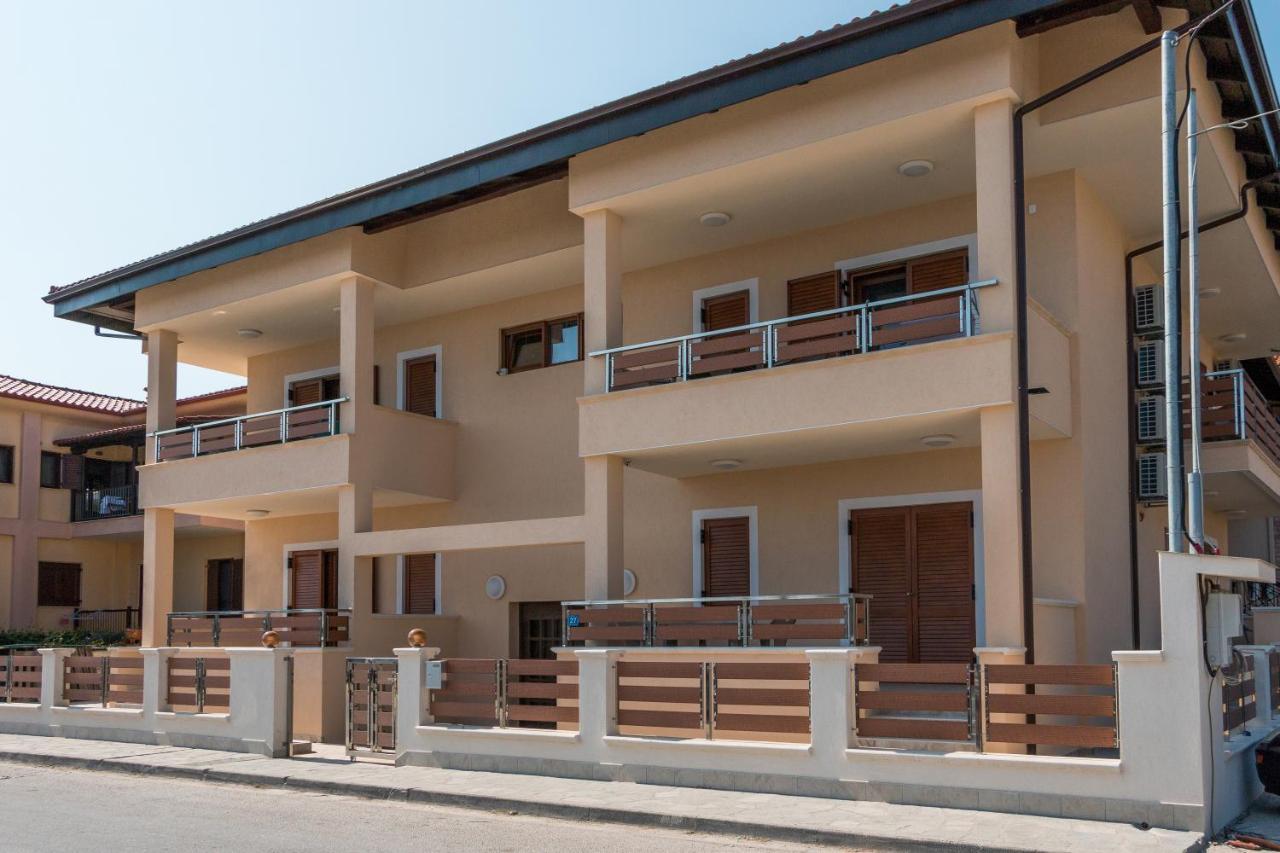 Okean Studios Ierissos Exterior photo